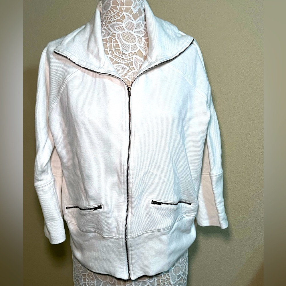 Coldwater Creek Women's 100% cotton White Zip-Up Jacket